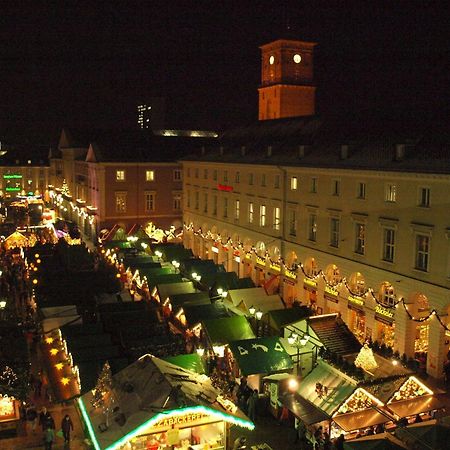 קרלסרוהה Hotel Am Markt מראה חיצוני תמונה
