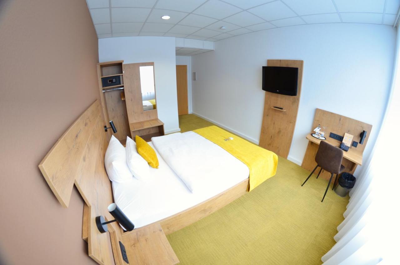 קרלסרוהה Hotel Am Markt מראה חיצוני תמונה