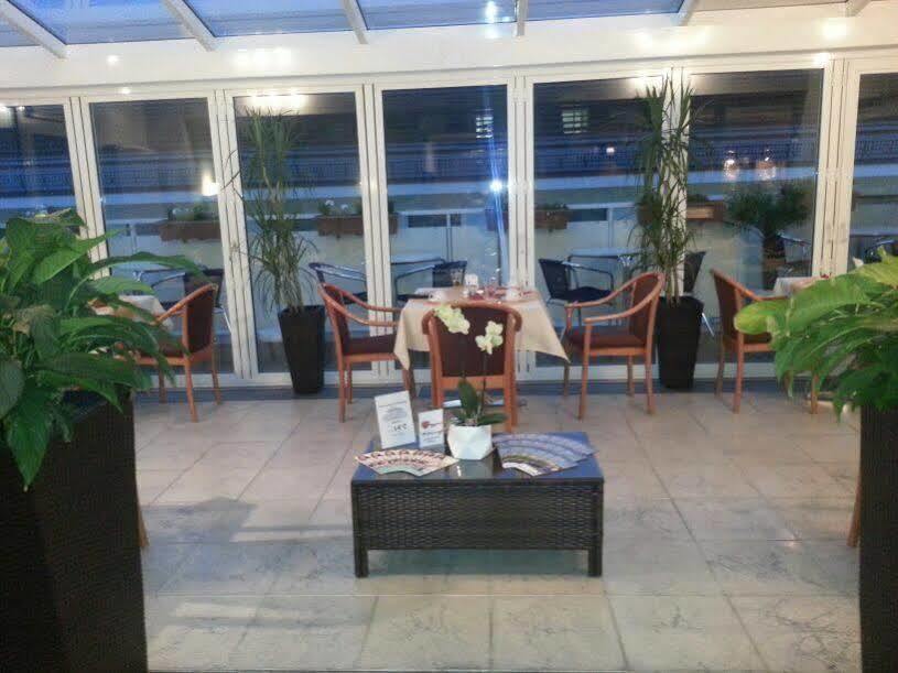 קרלסרוהה Hotel Am Markt מראה חיצוני תמונה